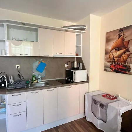 Apartman Amadeus I 25 Sunny *